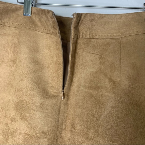 Cato Brown Suade Mini Skirt Size 16 *NWOTS* - Picture 6 of 8